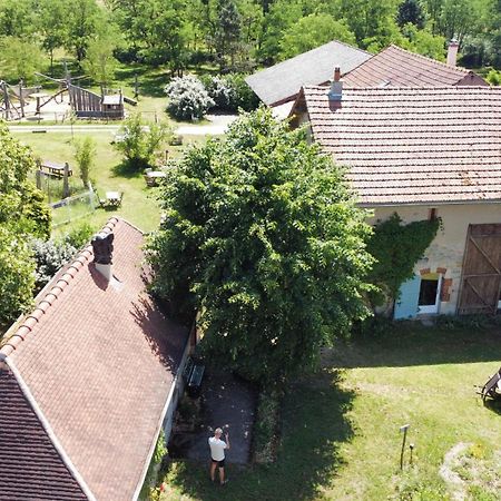 Chambres D'Hotes Domaine Du Bourg Gannay-sur-Loire Екстериор снимка