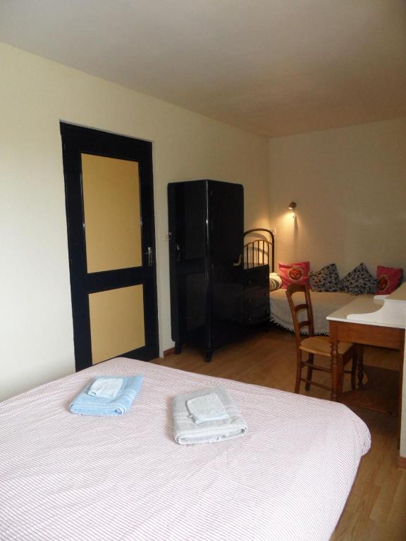 Chambres D'Hotes Domaine Du Bourg Gannay-sur-Loire Стая снимка